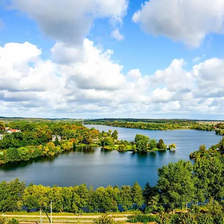 Kietz-quartier Mit Balkon & Mueritzblick Im Historischen Speicher *