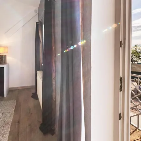 Kietz-quartier Mit Balkon & Mueritzblick Im Historischen Speicher Apartment *